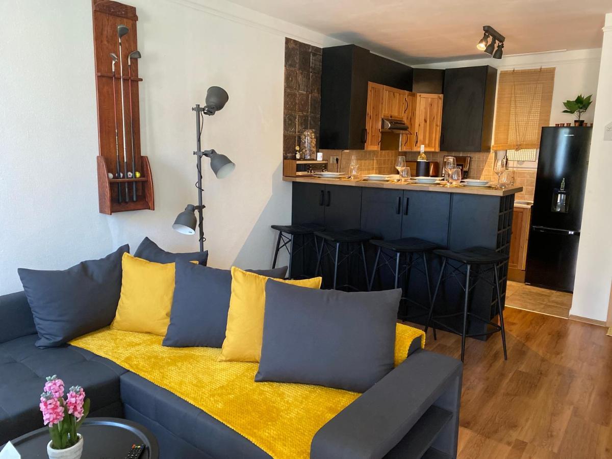 Bad-Buek Golf & Wellnes Apartman Villapark エクステリア 写真